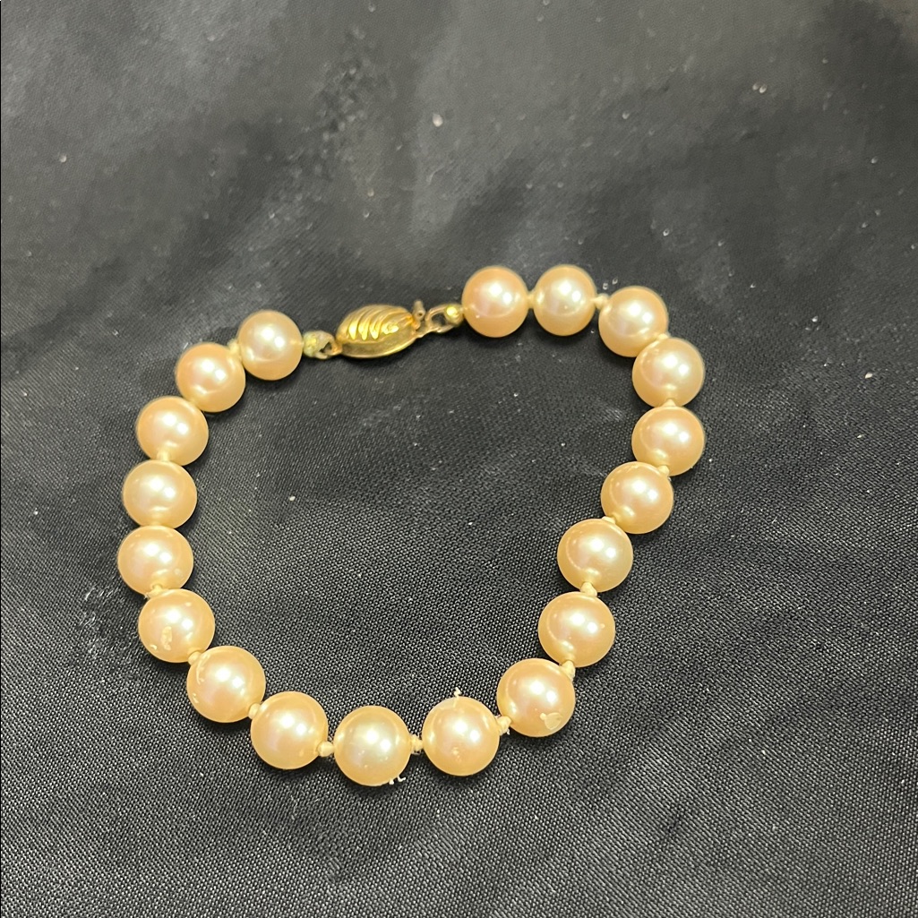 Marvella Faux Pearl Bracelet 13$